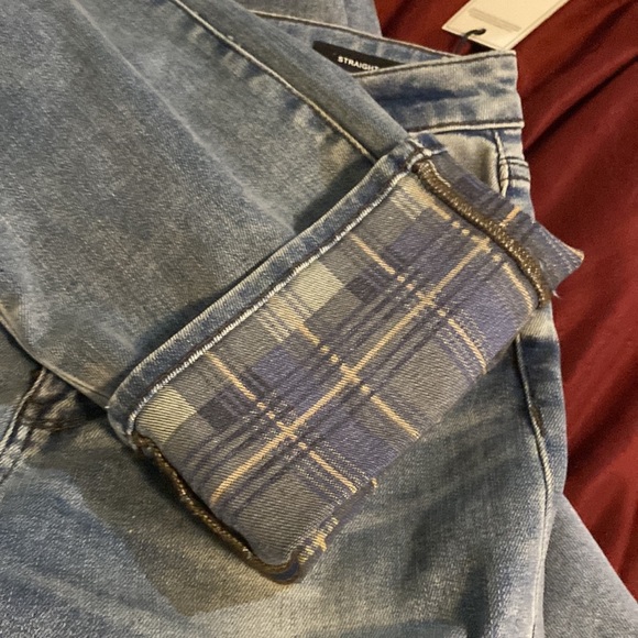 NWT JUDY BLUE HIGH RISE VINTAGE STRAIGHT LEG PLAID FLANNEL CUFF IN MEDIUM BLUE - Picture 10 of 10